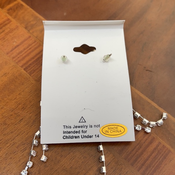 Accessory Label Silver Rhinestone Drop Earrings NWT - Picture 2 of 2